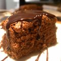 CLASICO BROWNIE DE CHOCOLATE CON NUECES