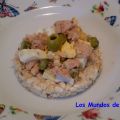 MEZCLADITO DE ATÚN, HUEVO DURO, PEPINILLO Y[...]