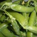 Guisantes con salsa de almendras