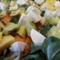 ENSALADA DE CANÓNIGOS Y FRUTAS TROPICALES