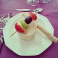 Batido de frutas con brocheta