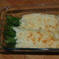 Esparragos verdes gratinados con queso