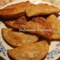 Empanadillas de huevo, bonito y tomate