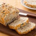 Pan de suero de mantequilla, queso cheddar y[...]