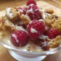 Postre rápido de yogur y frambuesas