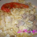 TIBURONES CON ALBONDIGUITAS Y GAMBONES