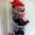 Ordenando los productos de maquillaje