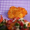 Patacón pisado con pico de gallo