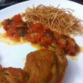 Pollo a la jardinera con chips de arroz