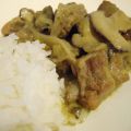 Costillas de cerdo al curry verde