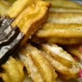 Churros con Chocolate.