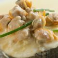 Lomo de merluza con salsa de berberechos