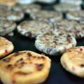 Cómo hacer arepas con chicharrón y con[...]
