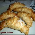 Croissant Caseros Rellenos de Chocolate.