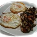 Huevos fritos con setas