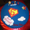 Felicidades Daniel (Tarta Superman) (sin gluten)