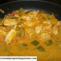 Pollo con pimiento al curry