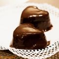 Corazón de mousse de chocolate blanco con[...]