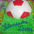 Balon de Futbol Sponge Cake y Chocolate