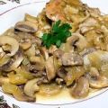 POLLO CON CHAMPIÑONES