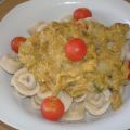Tortellinis de tofu con salsa de aguacate