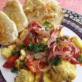 ENSALADA COLIFLOR ASADA  CON CHERRYS Y CEBOLLA