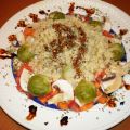 Quinoa con coles de bruselas y verduras crudités