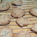 CHOCOLATE CHUNK COOKIES
