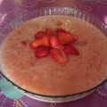 TARTA DE ARROZ CON LECHE Y FRESAS