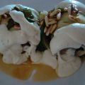 ROLLITOS DE MERLUZA CON PIÑONES Y CREMA DE[...]