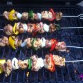 PINCHOS DE POLLO Y VERDURAS