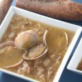 Sopa de ajo con almejas y jamón