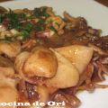 CALAMARES ENCEBOLLADOS