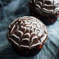 Cupcakes telaraña para Halloween... y Amigo[...]