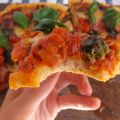 La maravillosa pizza sin amasado de Iban Yarza.[...]