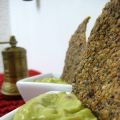 GUACAMOLE CON CRACKERS CRUDIVEGANOS