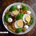 ENSALADA DE PASTA CON MOZZARELLA Y ALBAHACA
