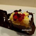 lágrima de chocolate con mouse de piña