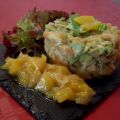 Tartar de salmón y aguacate con chutney de mango
