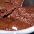 Pastel de chocolate fundido