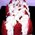 MILHOJAS DE FRESAS Y NATA