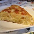 Tortilla de Patatas con cebolla y calabacín[...]