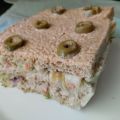 Pastel fresco con manzana y nueces