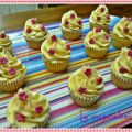 Ruffle Rainbow Cake y Mini-Cupcakes de Baileys
