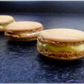 Macarons de chocolate y crema
