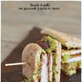 Bocado de pollo con guacamole y pesto de tomate