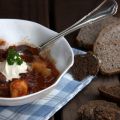 GOULASH CON SPATZLE