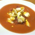 GAZPACHO CON GUARNICIÓN DE HUEVO Y JAMÓN