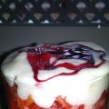 COPA DE FRESAS MACERADAS CON NATA