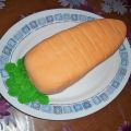 Cómo hacer una tarta en forma de zanahoria